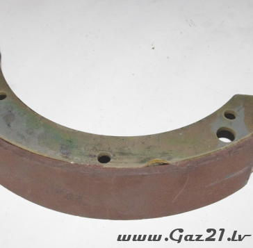 Brake pads with a short plate
